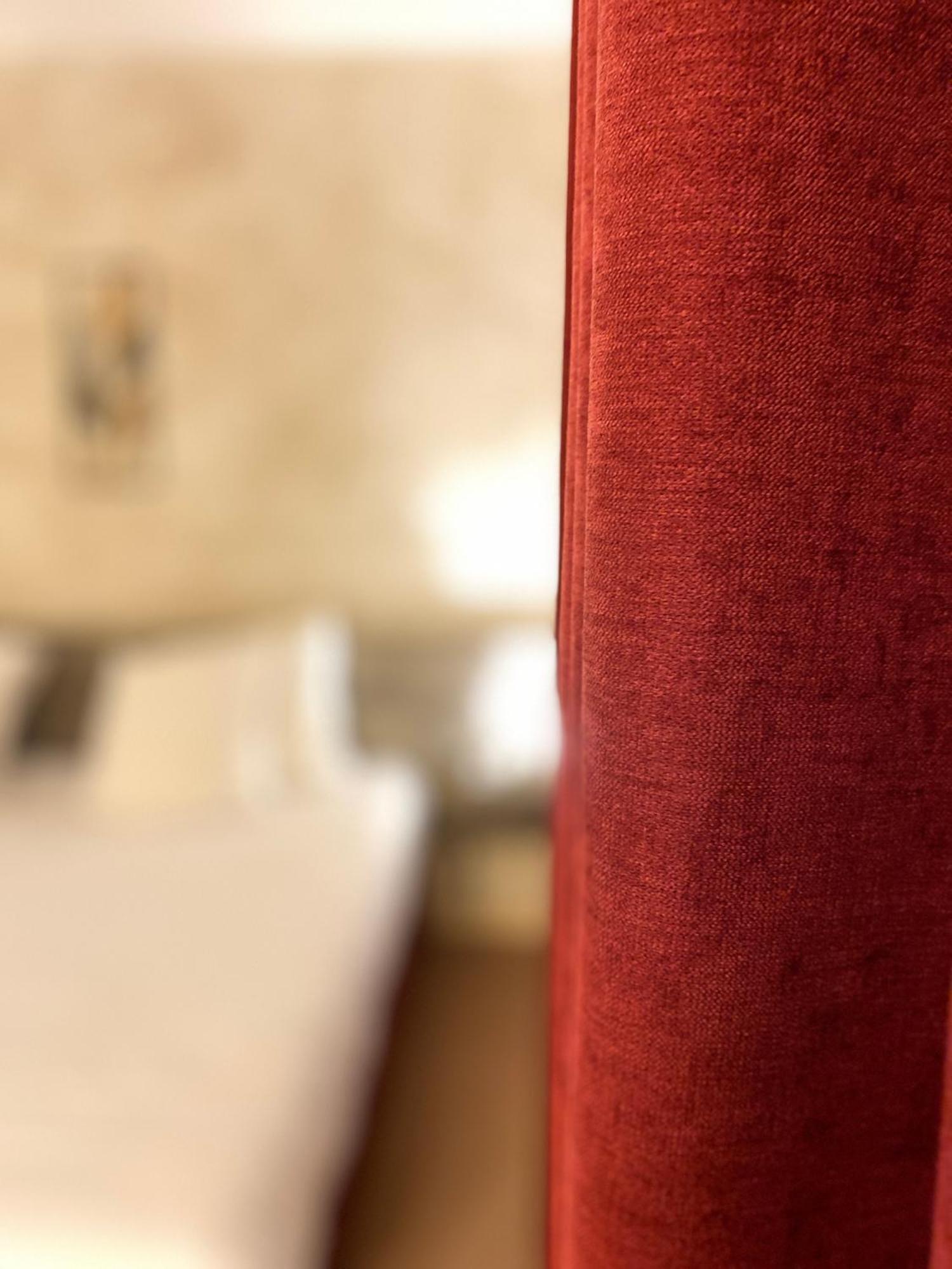 Logis Hotel Medieval, Montelimar Nord Rochemaure Екстериор снимка
