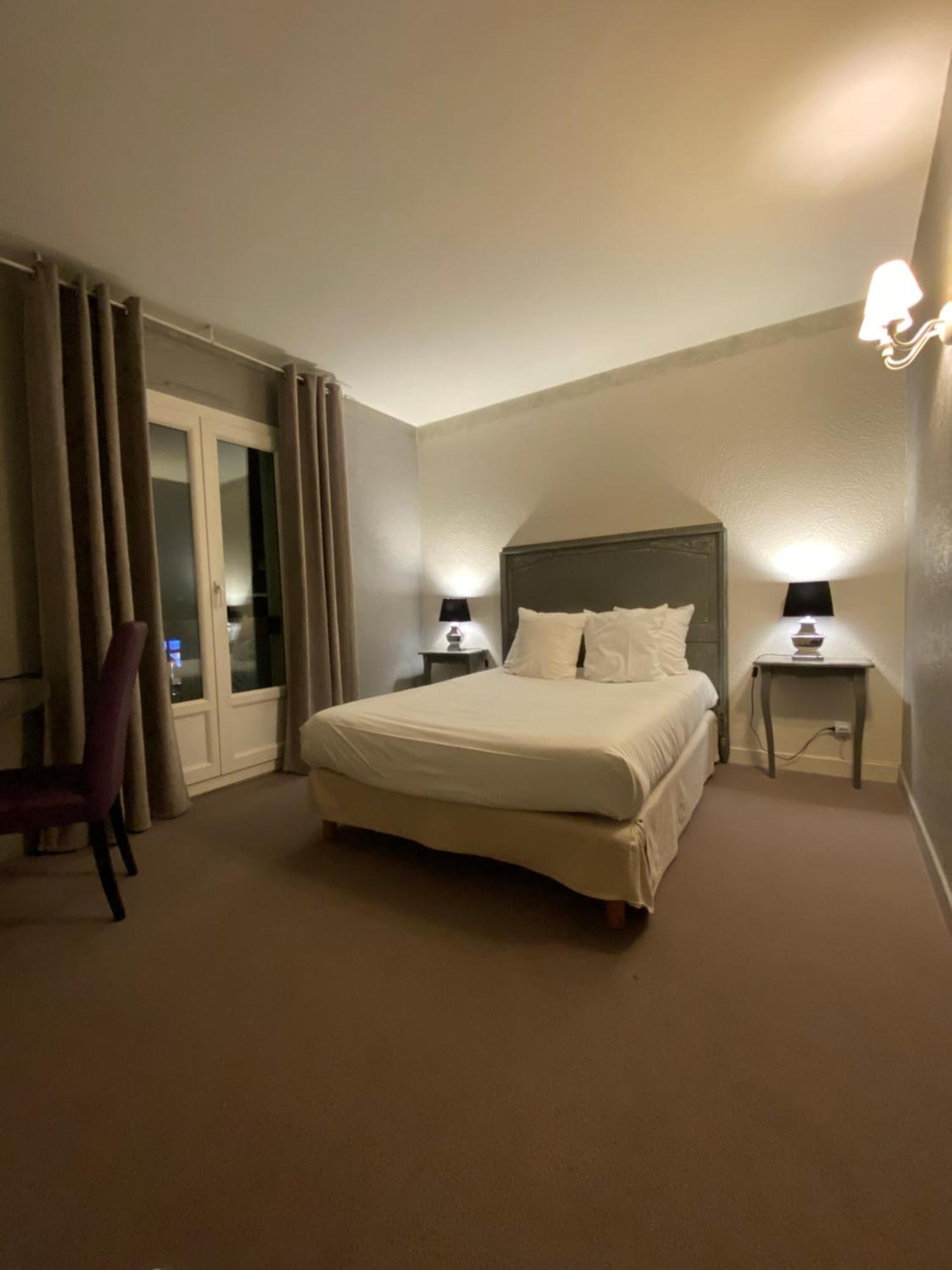 Logis Hotel Medieval, Montelimar Nord Rochemaure Екстериор снимка