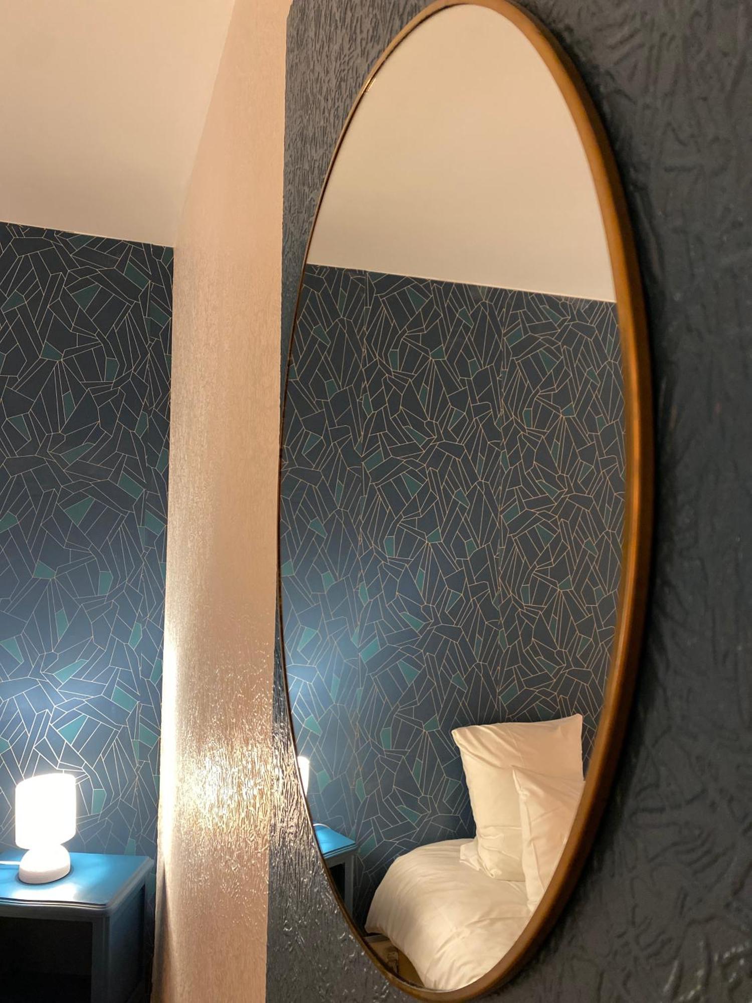 Logis Hotel Medieval, Montelimar Nord Rochemaure Екстериор снимка